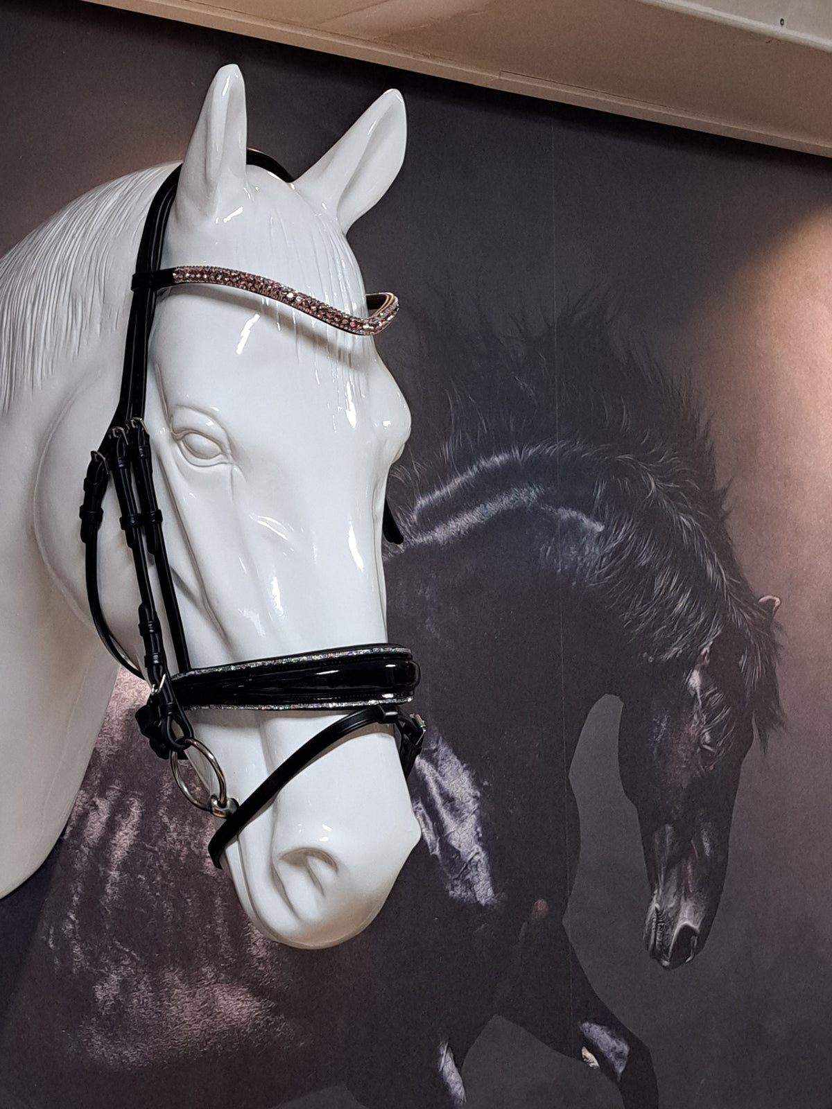 My Elite Tack Gecombineerde Conische Neusriem | Helder Crystal Glitter | Patent details
