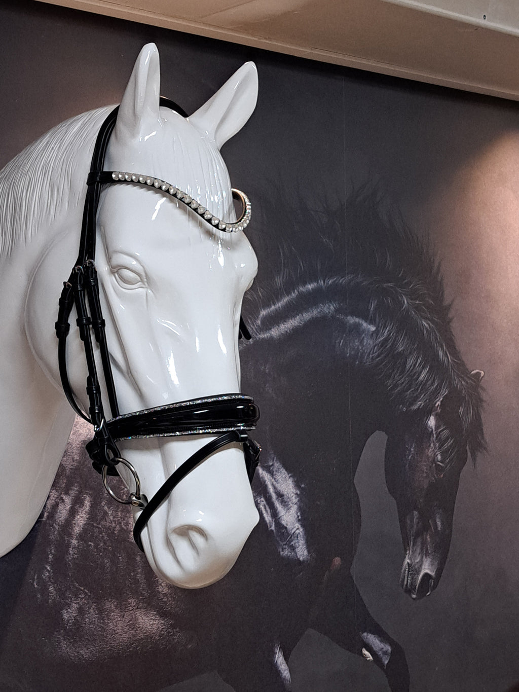 My Elite Tack Gecombineerde Conische Neusriem | Helder Crystal Glitter | Patent details