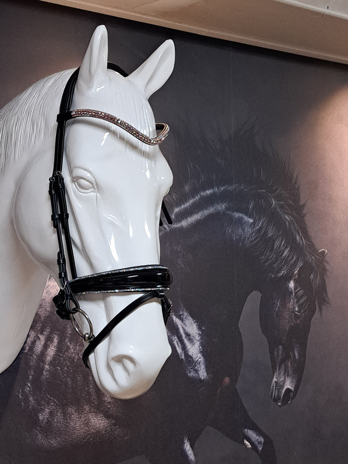 My Elite Tack Gecombineerde Conische Neusriem | Helder Crystal Glitter | Patent details